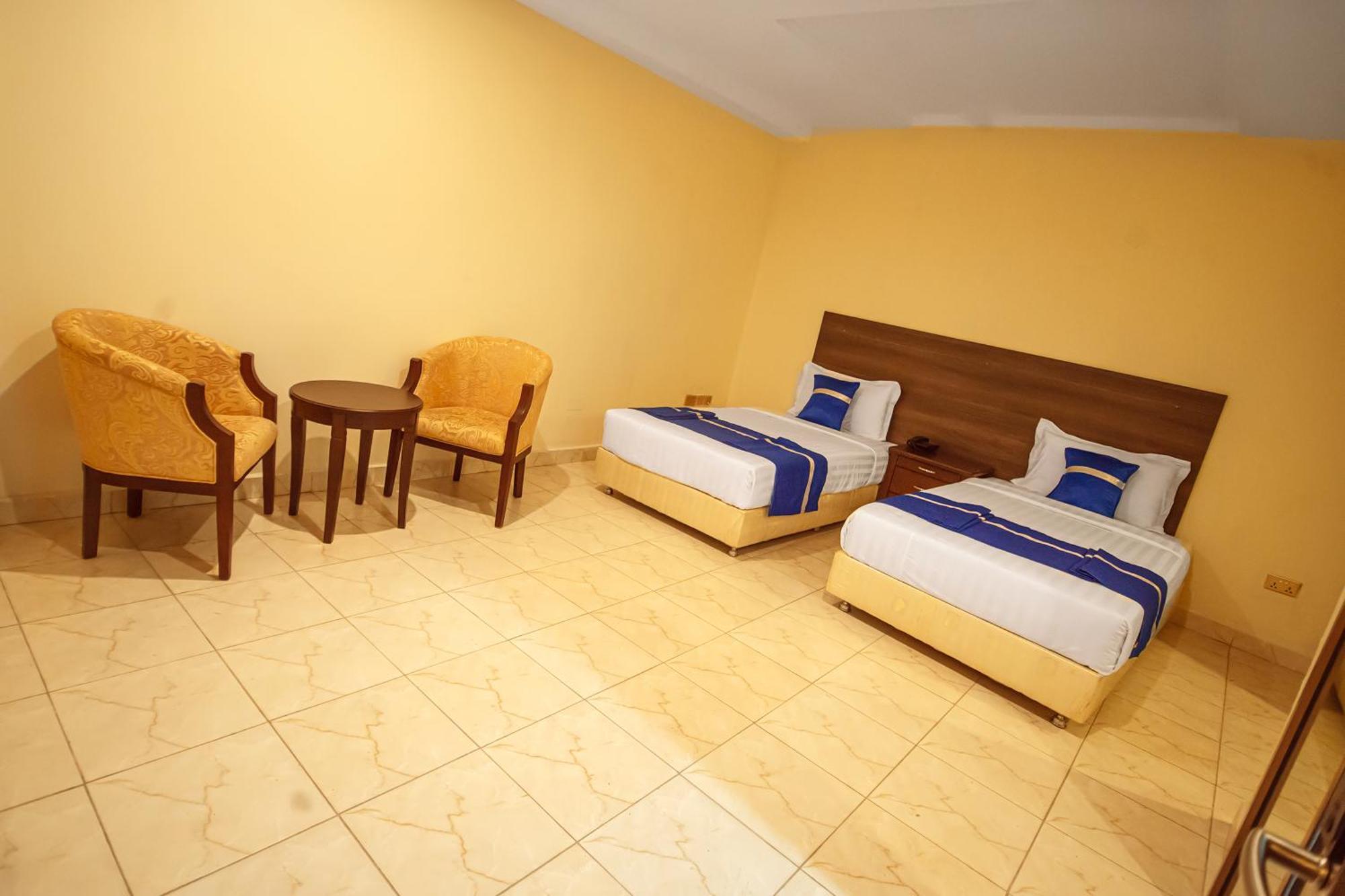 Koki Hotel Kampala Quarto foto